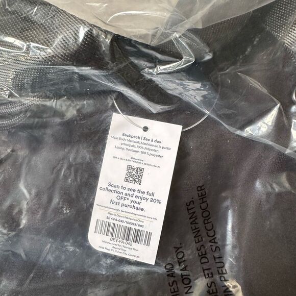 Beyond Yoga Convertible Gym Bag Black OS‎ NWT in packaging - Picture 10 of 11